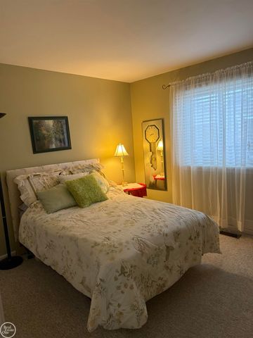 26640 Daniela Drive, Warren, MI 48091