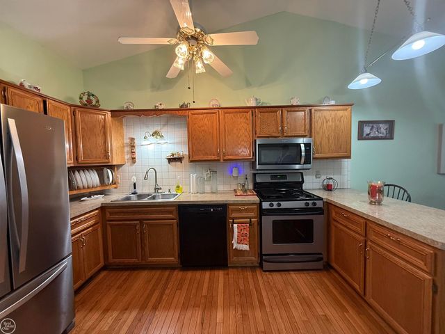 26640 Daniela Drive, Warren, MI 48091