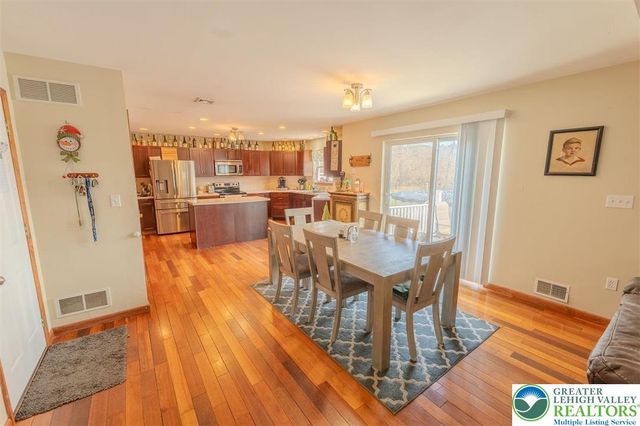 2510 Rising Hill Drive, Chestnuthill Twp, PA 18353