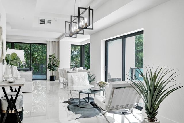 3040 N Ocean Boulevard N106, Fort Lauderdale, FL 33308