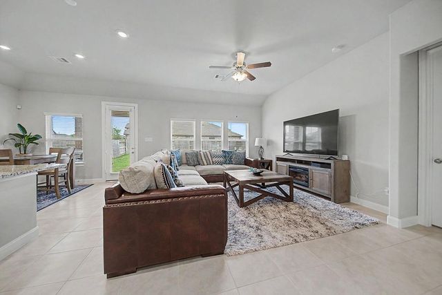 8819 Blue Horizon Court, Cypress, TX 77433