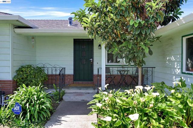 38573 Farwell Dr, Fremont, CA 94536