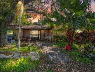 4936 40TH AVENUE N, St Petersburg, FL 33709