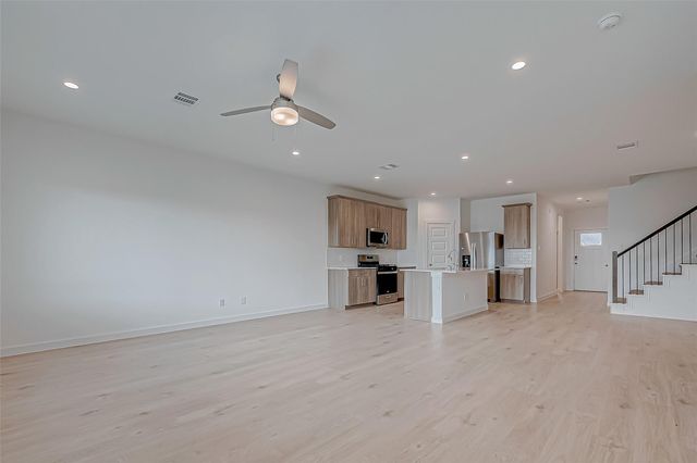 1643 Solana Drive, Fresno, TX 77545