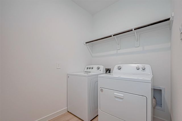 1643 Solana Drive, Fresno, TX 77545