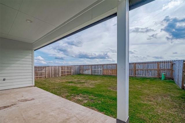 1643 Solana Drive, Fresno, TX 77545