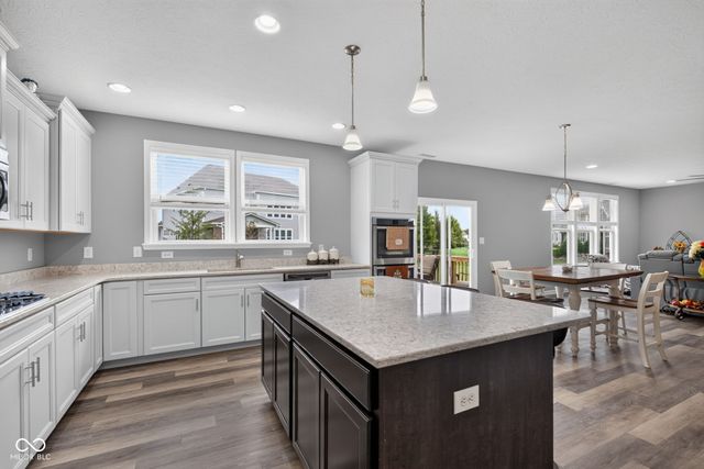 10608 Kensington Lane, Fortville, IN 46040