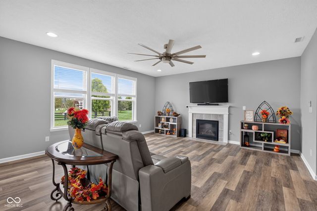 10608 Kensington Lane, Fortville, IN 46040