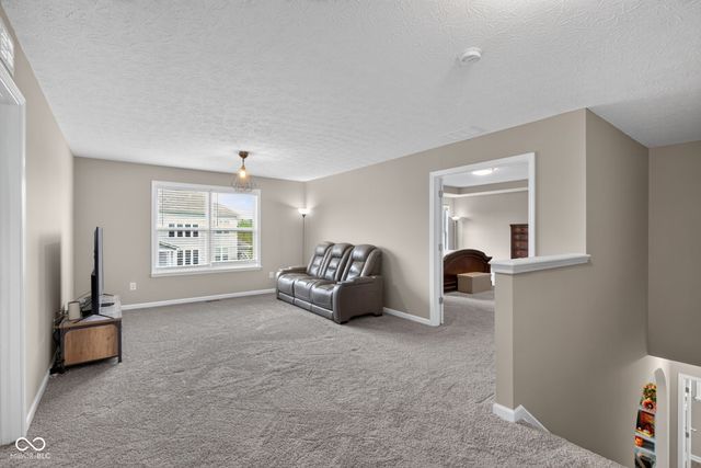 10608 Kensington Lane, Fortville, IN 46040