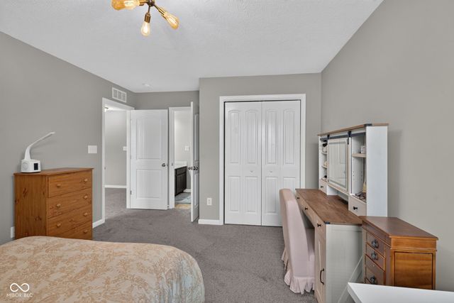 10608 Kensington Lane, Fortville, IN 46040