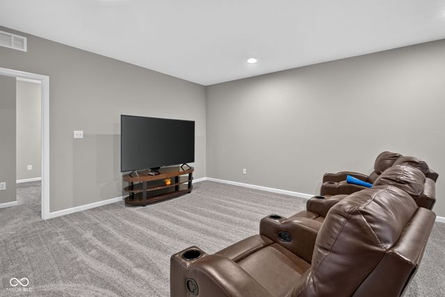 10608 Kensington Lane, Fortville, IN 46040