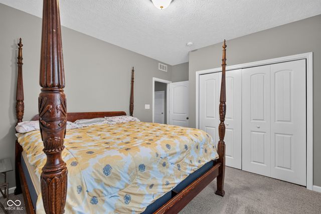 10608 Kensington Lane, Fortville, IN 46040