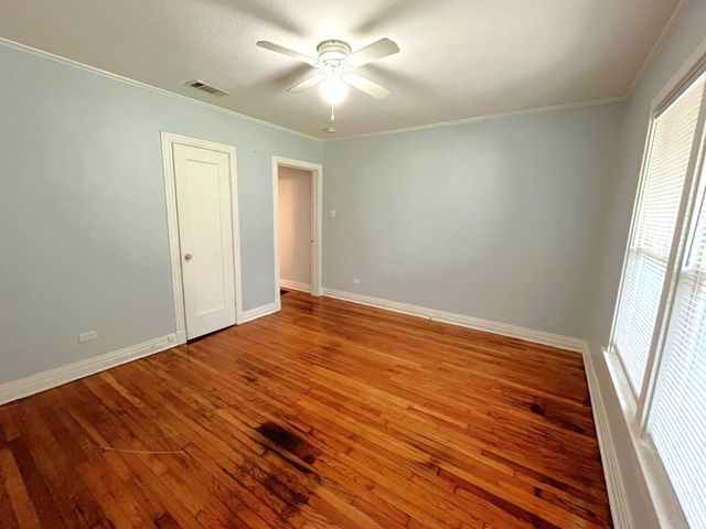 1322 W Bond Street, Denison, TX 75020