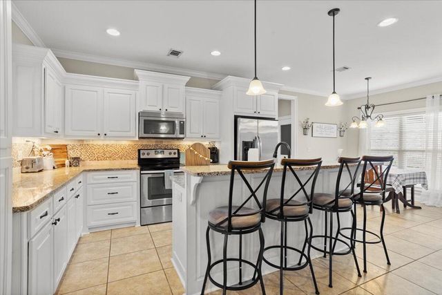 25 W Crockett, Sumrall, MS 39482