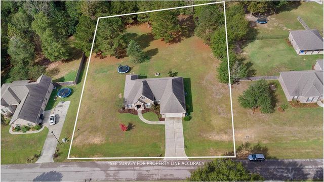 25 W Crockett, Sumrall, MS 39482