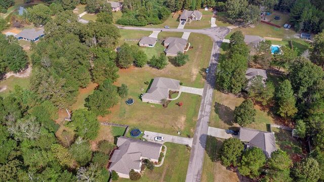 25 W Crockett, Sumrall, MS 39482