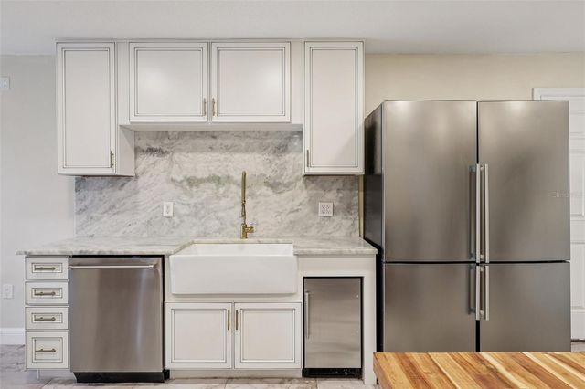 7026 PINEHAVEN DRIVE, Lakeland, FL 33810