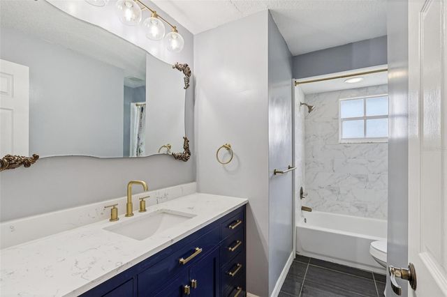 7026 PINEHAVEN DRIVE, Lakeland, FL 33810