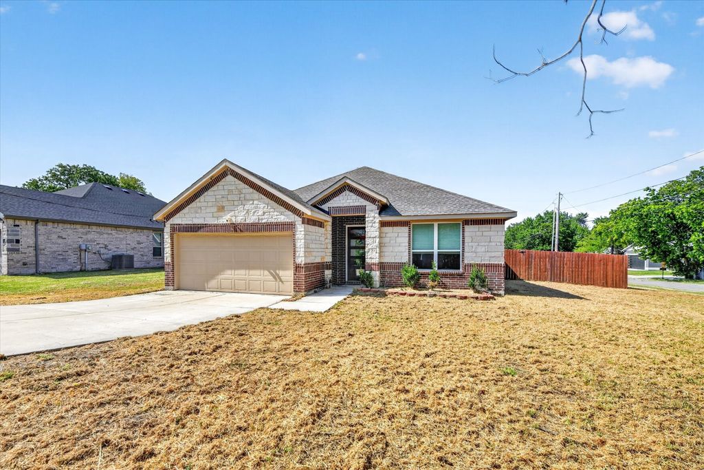3810 McDougal Street, Greenville, TX 75401