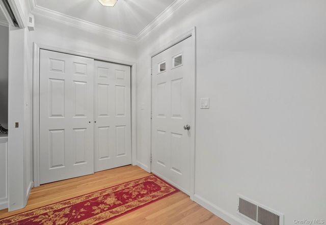 122 Harriman Road, Mount Kisco, NY 10549