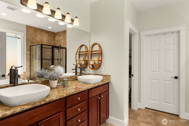 26011 147th Place SE, Kent, WA 98042
