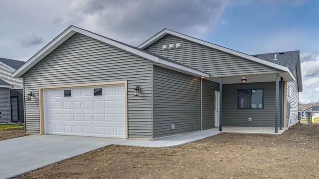 5242 Solstice Place NW, Rochester, MN 55901