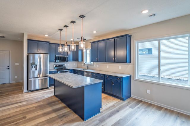 5242 Solstice Place NW, Rochester, MN 55901