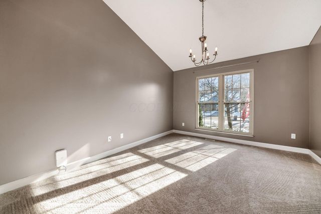 5804 Oldenburgh Way, Dublin, OH 43016