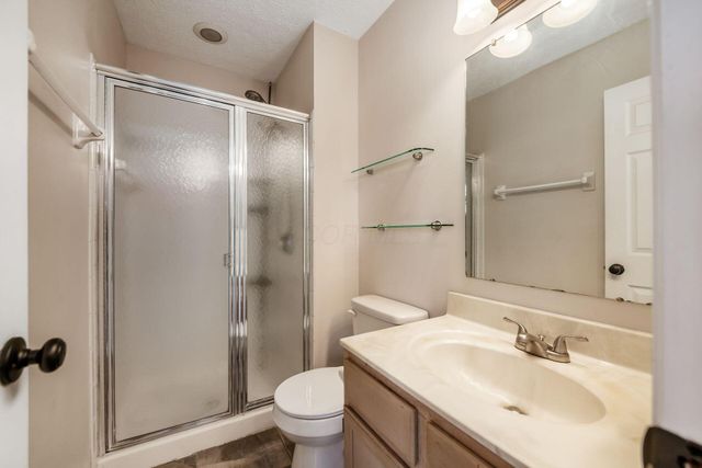 5804 Oldenburgh Way, Dublin, OH 43016