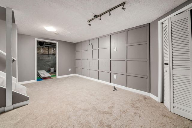 5804 Oldenburgh Way, Dublin, OH 43016