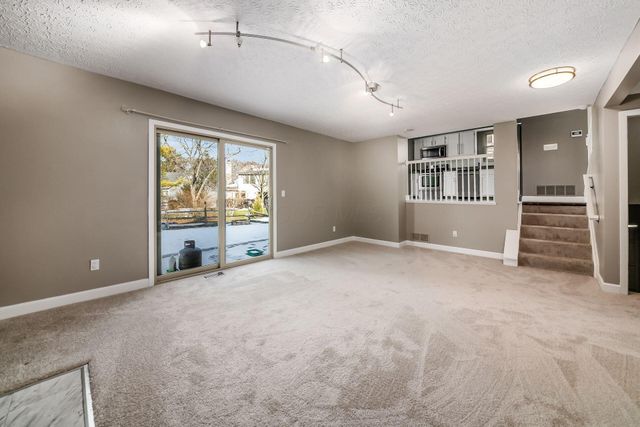 5804 Oldenburgh Way, Dublin, OH 43016