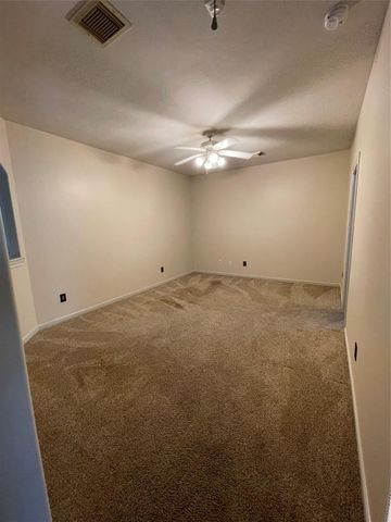 1759 Lakeside Enclave Drive, Houston, TX 77077