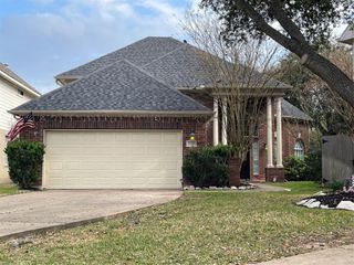 1759 Lakeside Enclave Drive, Houston, TX 77077