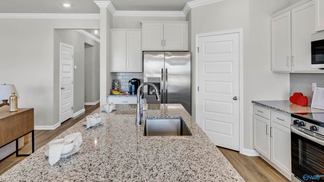 113 Meadow Path Drive, Meridianville, AL 35759