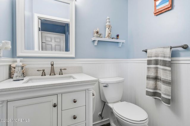 23 Grand Teton Avenue, Howell, NJ 07731