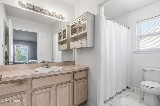 23 Grand Teton Avenue, Howell, NJ 07731