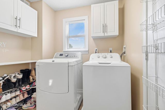 23 Grand Teton Avenue, Howell, NJ 07731