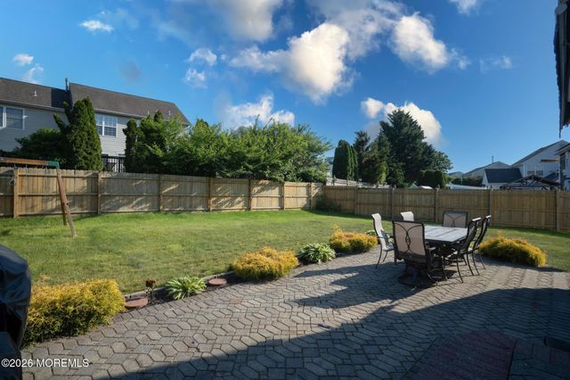 23 Grand Teton Avenue, Howell, NJ 07731
