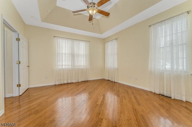 76 Samson Dr, Raritan Twp., NJ 08822