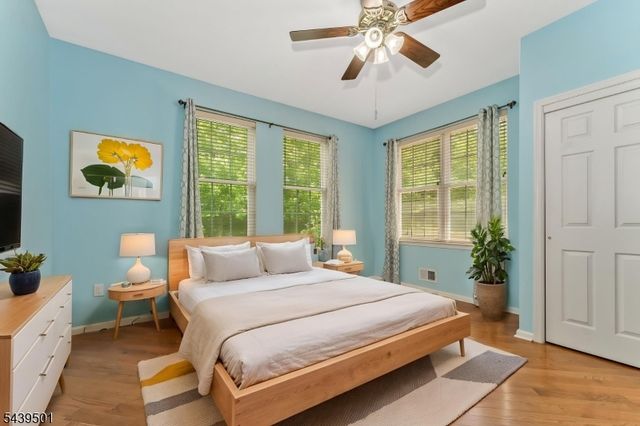 76 Samson Dr, Raritan Twp., NJ 08822