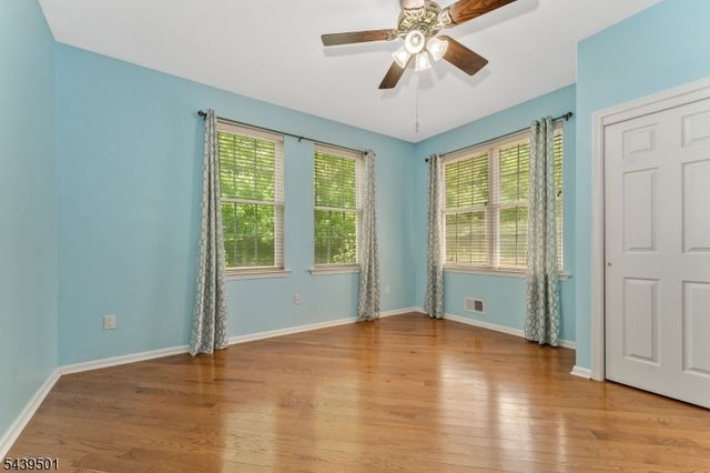 76 Samson Dr, Raritan Twp., NJ 08822