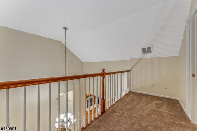 76 Samson Dr, Raritan Twp., NJ 08822