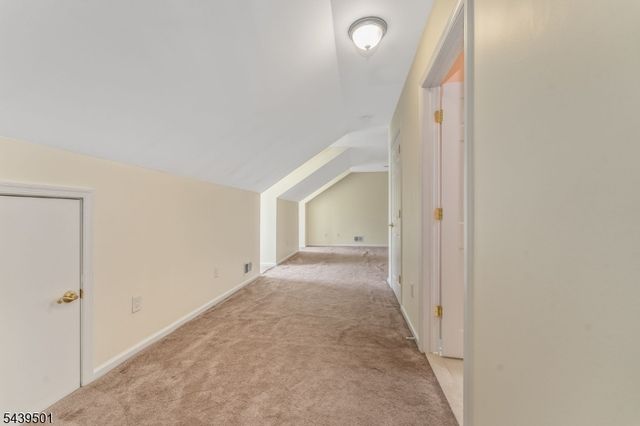 76 Samson Dr, Raritan Twp., NJ 08822
