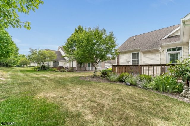 76 Samson Dr, Raritan Twp., NJ 08822