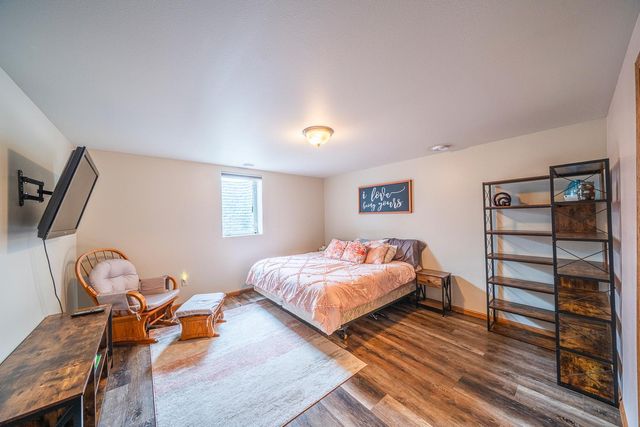 969 32nd Street S, Moorhead, MN 56560