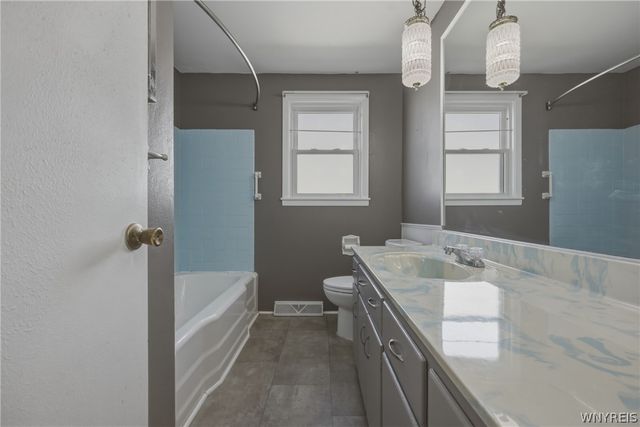 215 Halstead Avenue, Cheektowaga, NY 14212