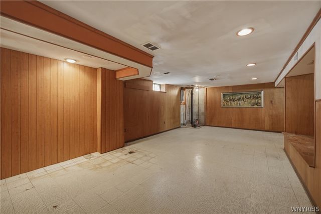 215 Halstead Avenue, Cheektowaga, NY 14212