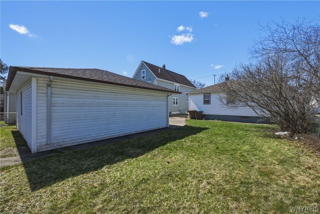 215 Halstead Avenue, Cheektowaga, NY 14212