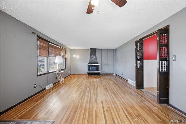 215 Halstead Avenue, Cheektowaga, NY 14212