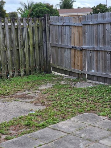 1368 Seaview, North Lauderdale, FL 33068